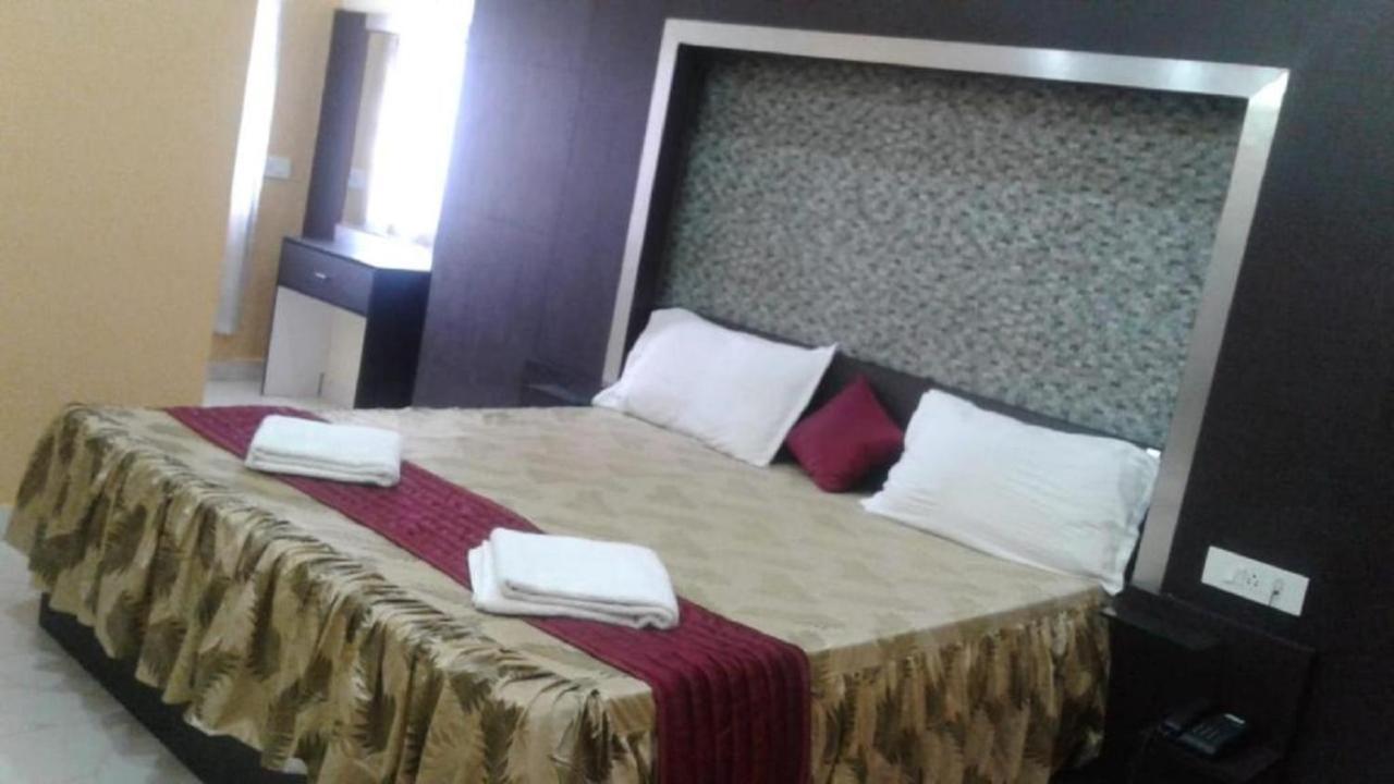 Hotel Barbareek Shillong Zewnętrze zdjęcie