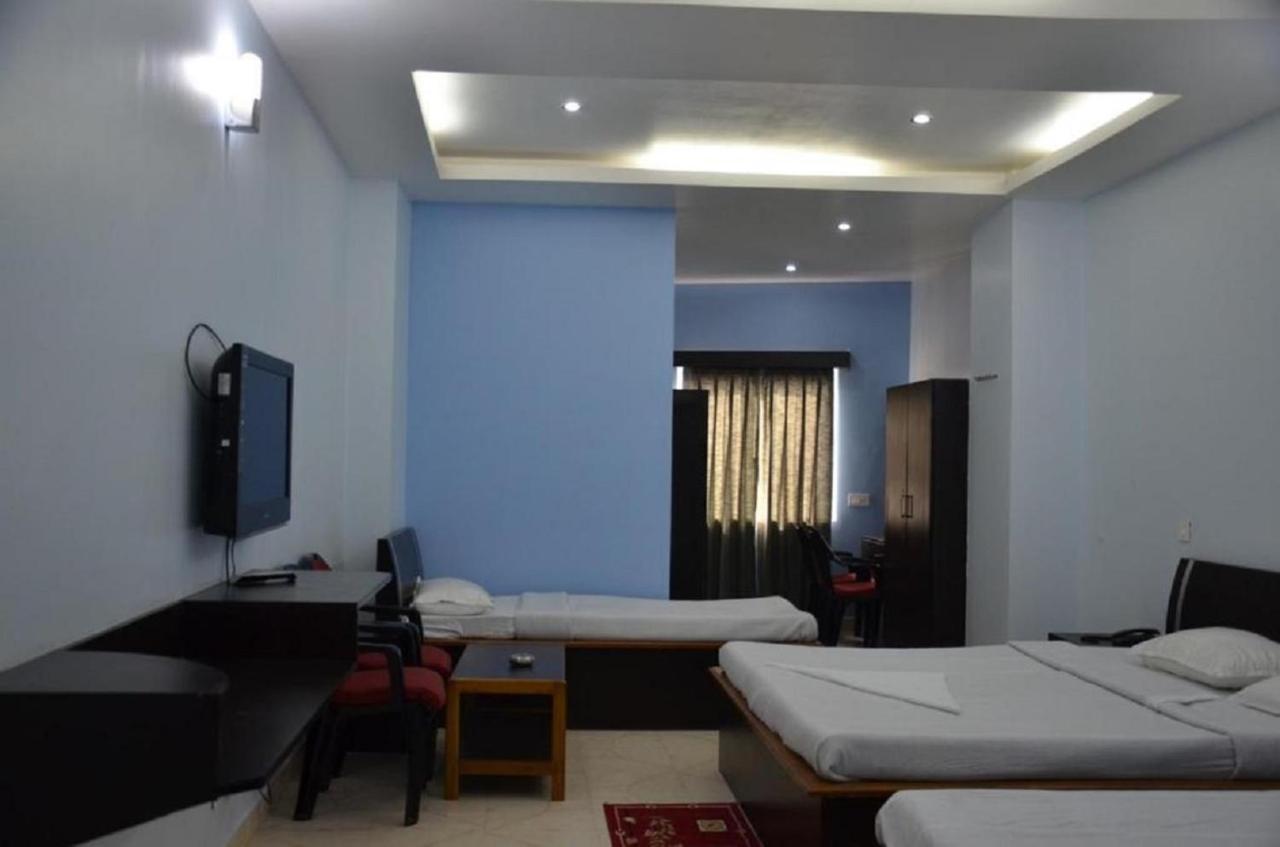Hotel Barbareek Shillong Zewnętrze zdjęcie