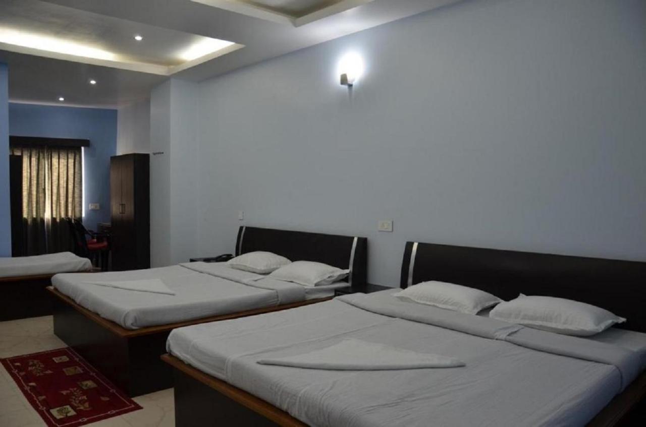 Hotel Barbareek Shillong Zewnętrze zdjęcie
