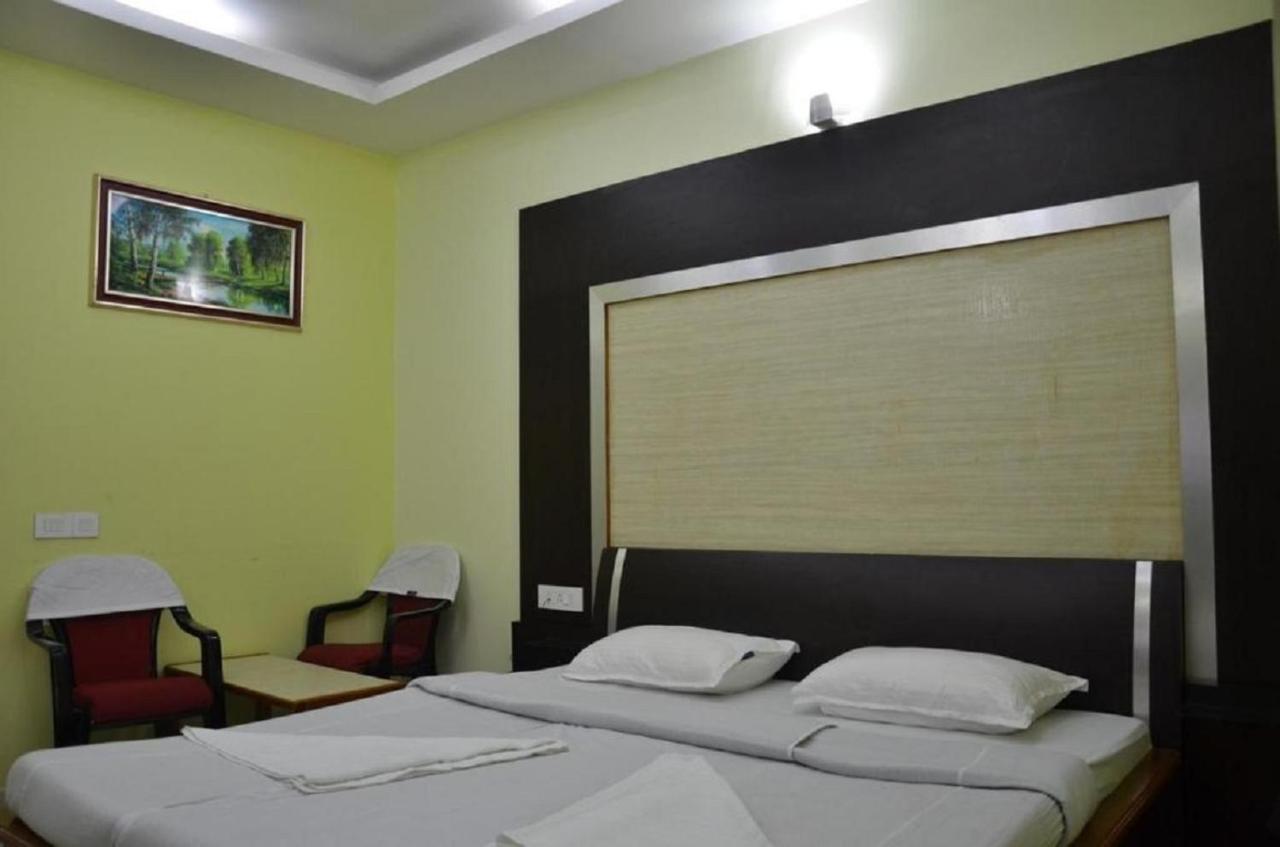 Hotel Barbareek Shillong Zewnętrze zdjęcie