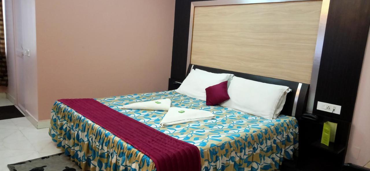 Hotel Barbareek Shillong Zewnętrze zdjęcie